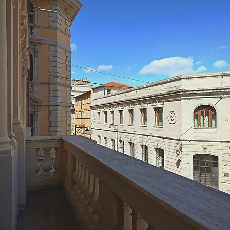 Nobile Dimora - Centro Storico Apartment