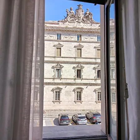 Nobile Dimora - Centro Storico Apartment